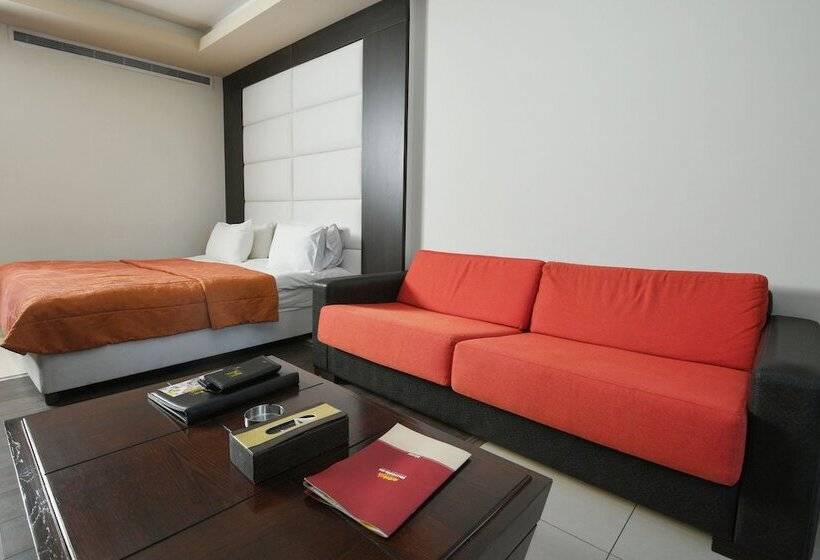 سوییت خانوادگی, Hollywood Inn Boutique