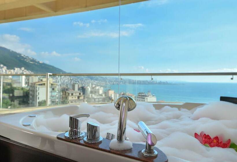 سوئیت رویال, Hollywood Inn Boutique