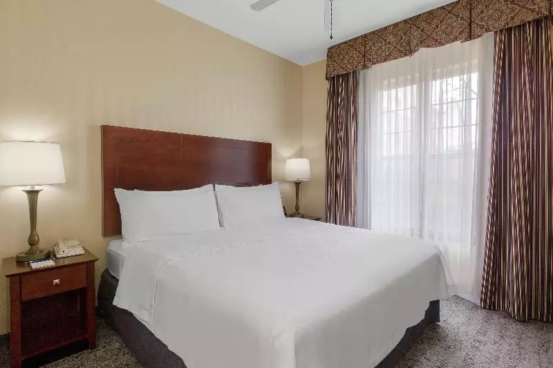 キングサイズベッドのスイートルーム, Homewood Suites By Hilton Sacramento Airport Natomas