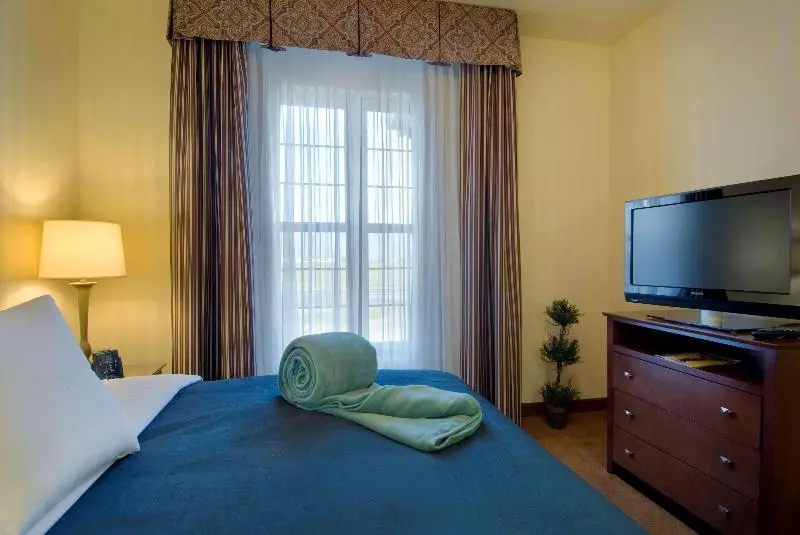 キングサイドベッドのスタンダードワンルーム, Homewood Suites By Hilton Sacramento Airport Natomas
