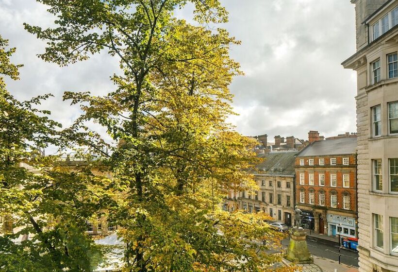 غرفة قياسية سرير مزدوج مطلة على المدينة, Indigo Newcastle, An Ihg