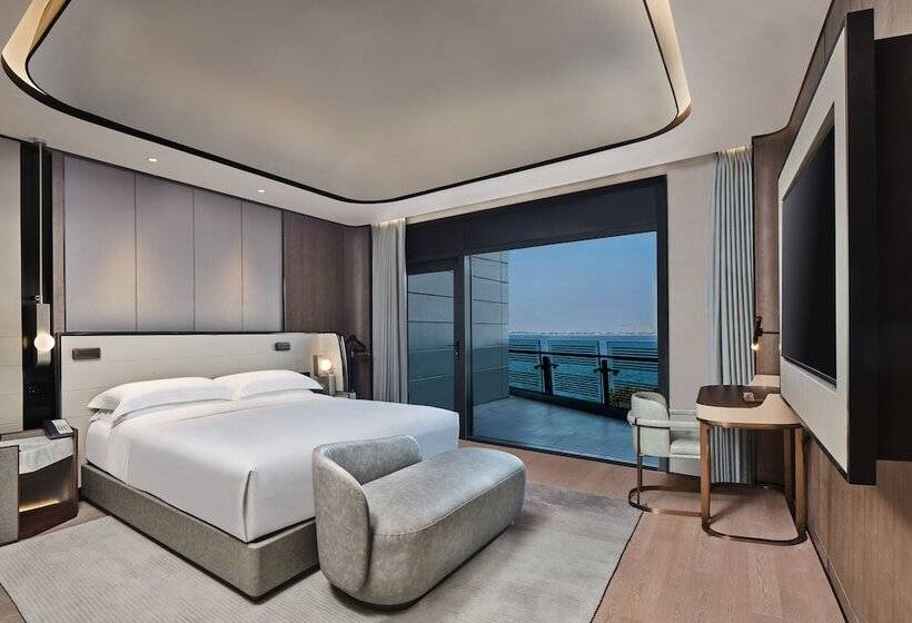 Balkonlu Premium Oda, Intercontinental Shanghai Harbour City, An Ihg
