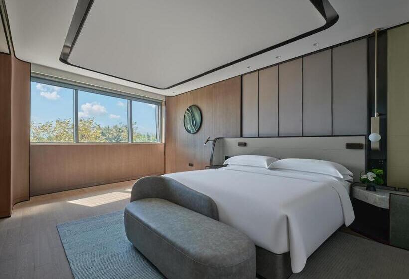 Standart Oda, Intercontinental Shanghai Harbour City, An Ihg