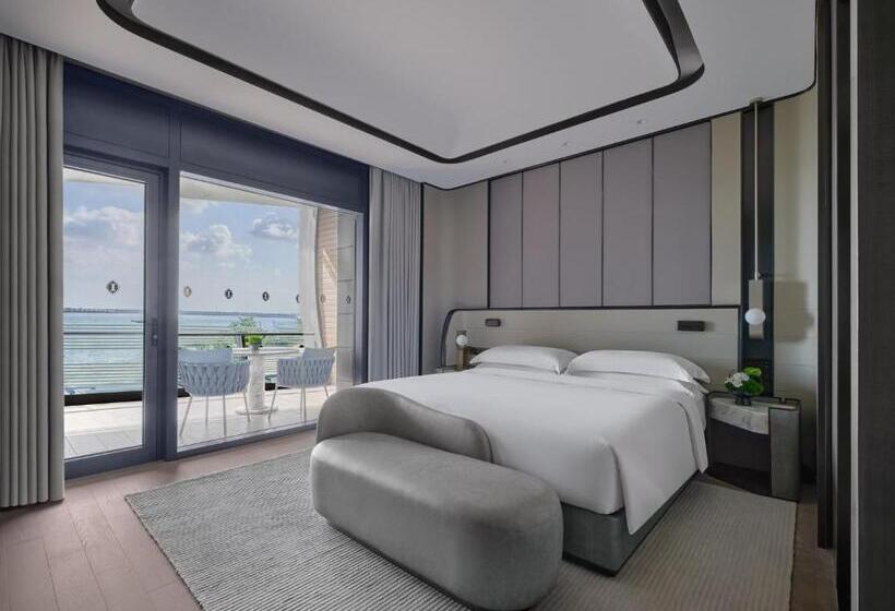 اتاق کلاسیک با تخت دونفره, Intercontinental Shanghai Harbour City, An Ihg