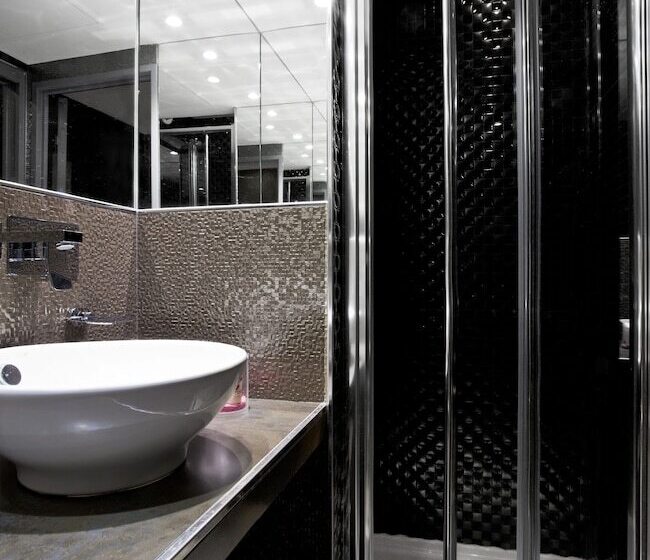 Номер Deluxe, Montmartre Mon Amour