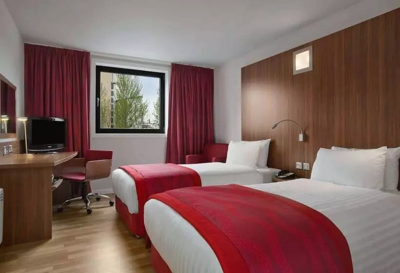 スタンダードトリプルルーム, Ramada Encore Newcastle Gateshead
