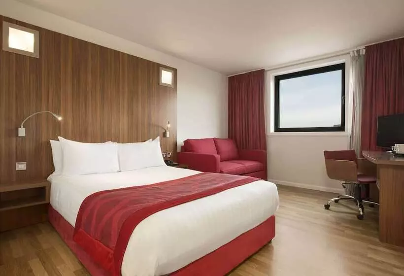 スタンダードトリプルルーム, Ramada Encore Newcastle Gateshead