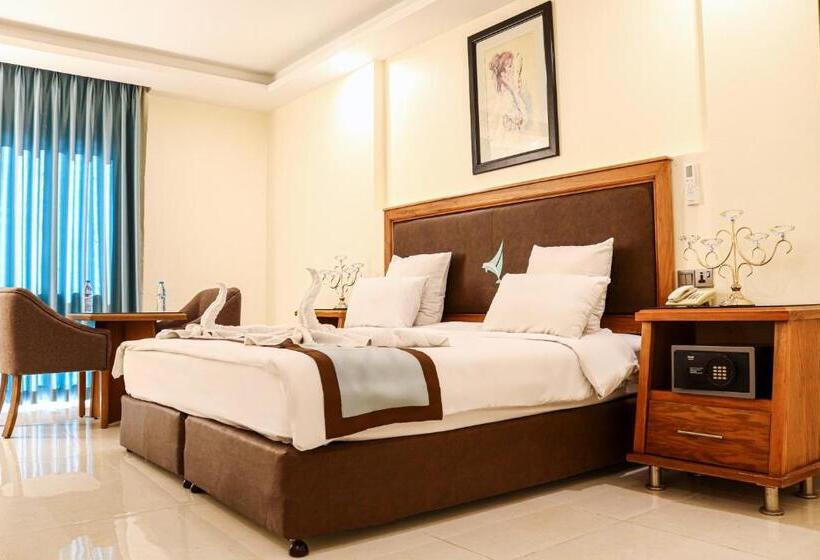 اتاق استاندارد, Al Raad