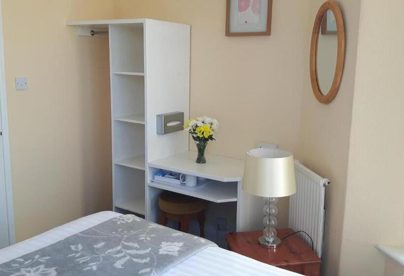 Номер Стандарт, Surfside Stop