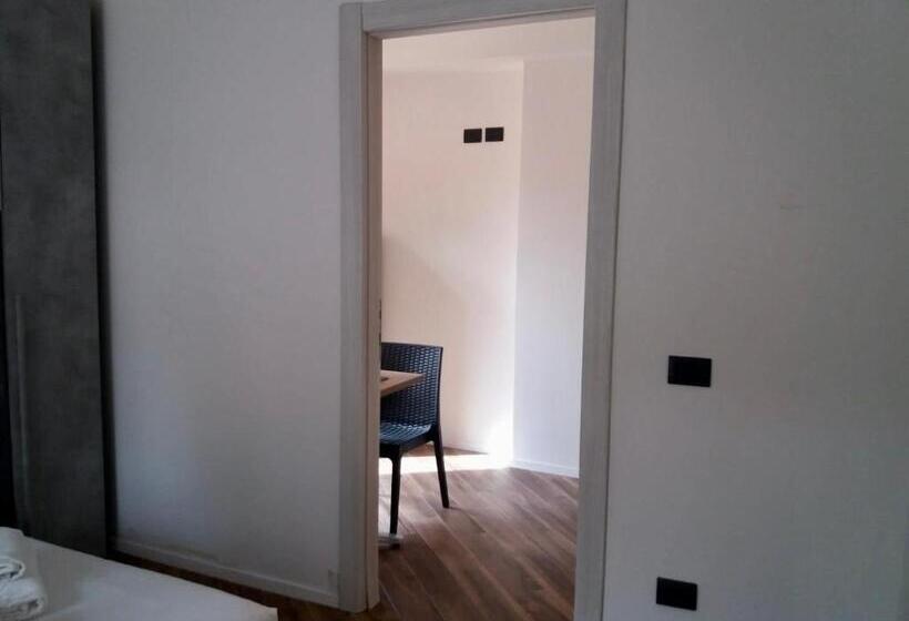 خانه 1 خوابه, Pigneto Square Home