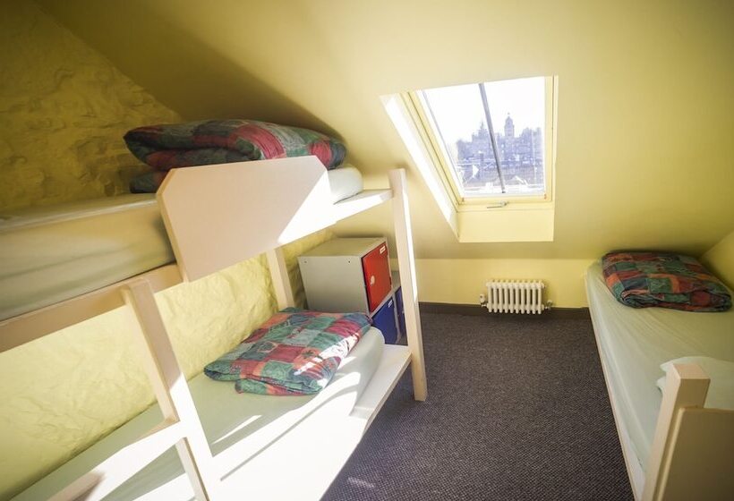 标准三人间, Castle Rock Hostel   Adults Only