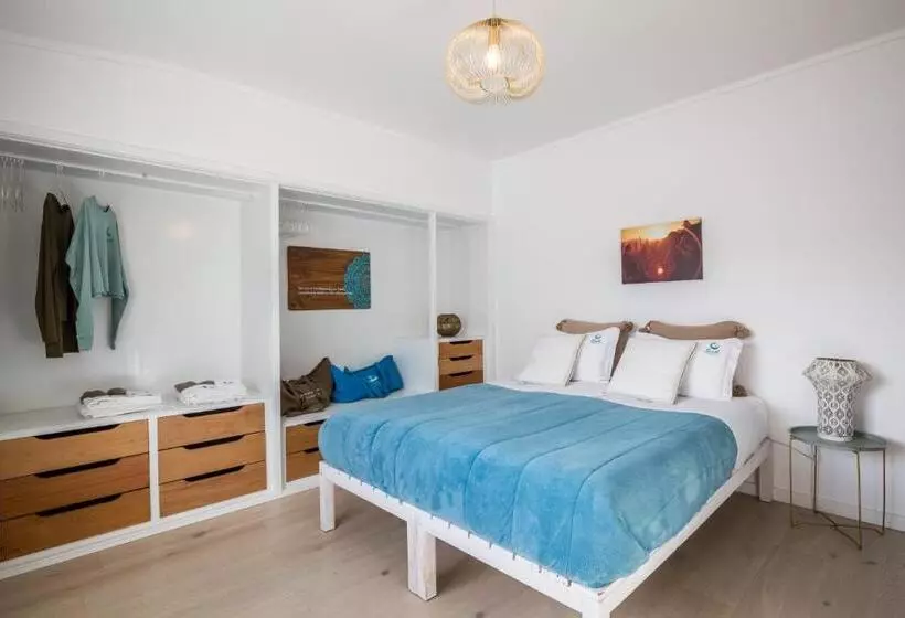 Deluxe-huone Parveke, Sandhi House Yoga & Wellness