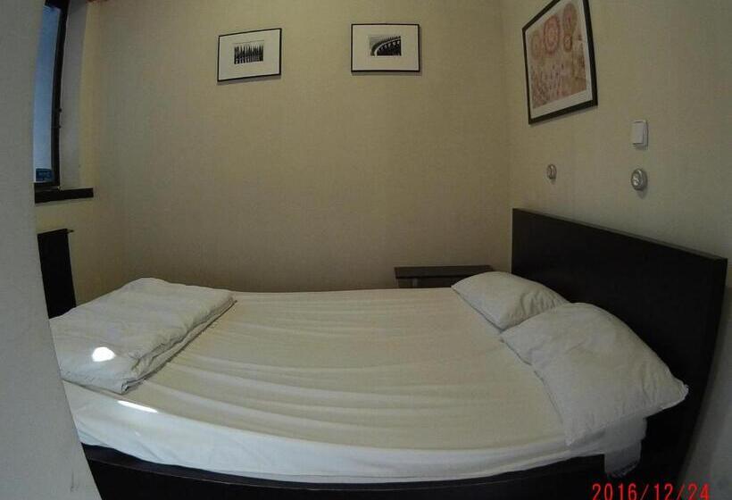 חדר סטנדרט, Hostels Meetingpoint