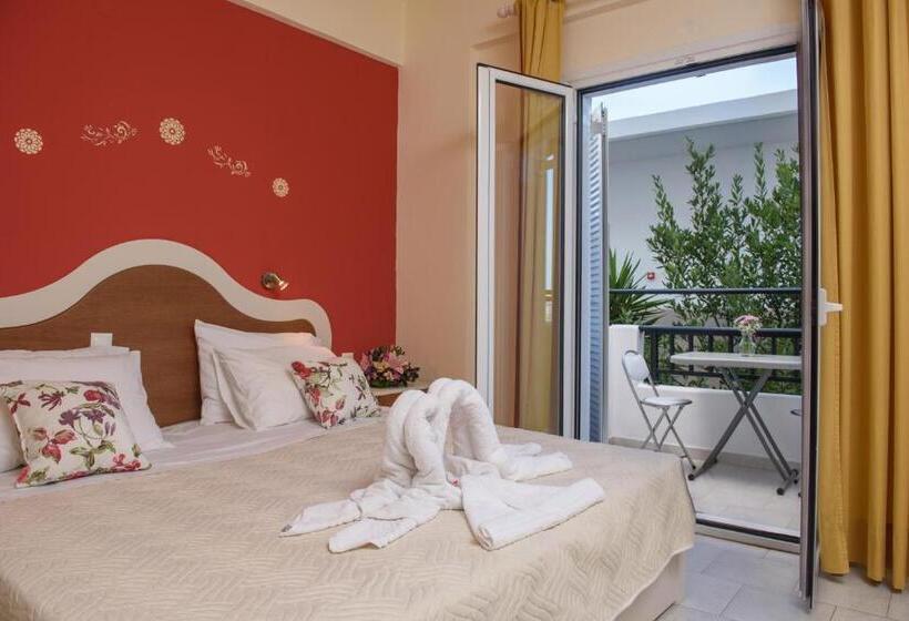 Triple Room Sea View, Antigoni