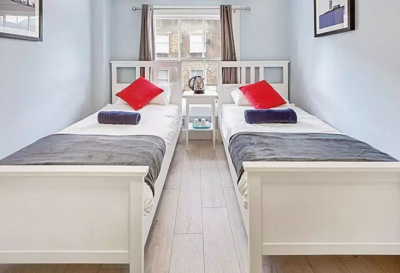 اتاق استاندارد, Astor Kensington Hostel
