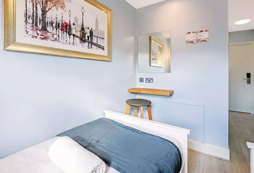 اتاق استاندارد, Astor Kensington Hostel