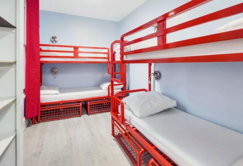 تختخواب در اتاق مشترک, Astor Kensington Hostel