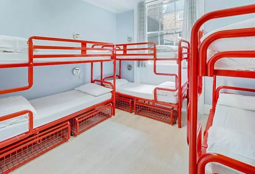 تختخواب در اتاق مشترک, Astor Kensington Hostel