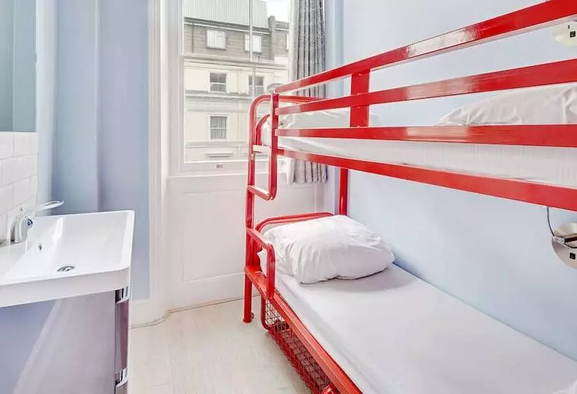 Bed in Shared Room with Shared Bathroom, Astor Kensington Hostel