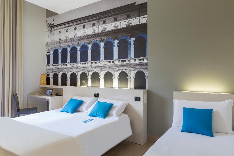 غرفة قياسية ثلاثية, B&b Hotel Roma Trastevere
