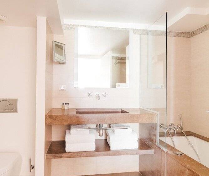 スーペリアースイート, Sonder L Edmond Parc Monceau