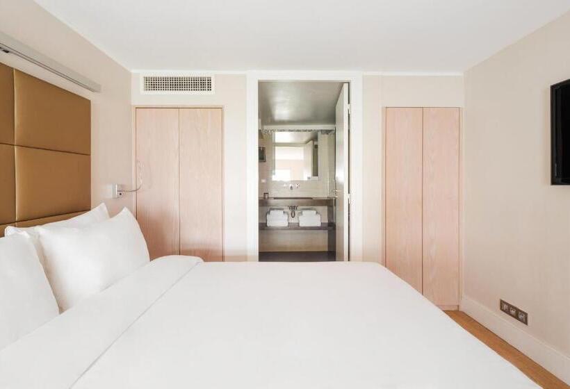 デラックススイート, Sonder L Edmond Parc Monceau