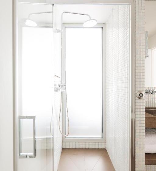 キングサイズベッドのスイートルーム, Sonder L Edmond Parc Monceau