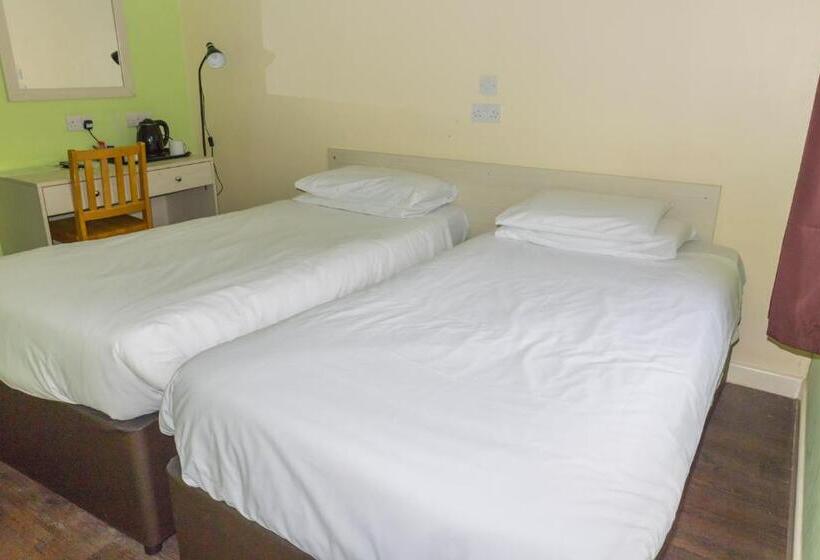 Номер Стандарт, Primelodge Doncaster