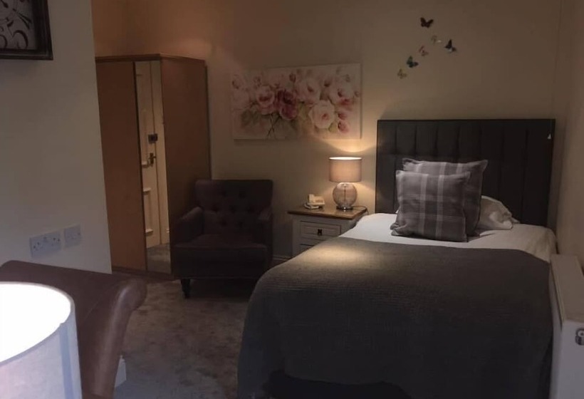 标准单人间, Rosehill House