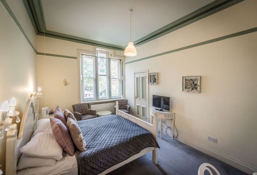 标准间, Rosehill House