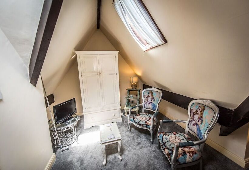 标准间, Rosehill House