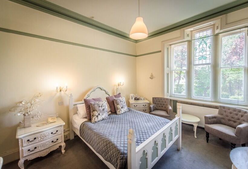 标准间, Rosehill House