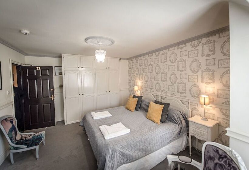 标准间, Rosehill House