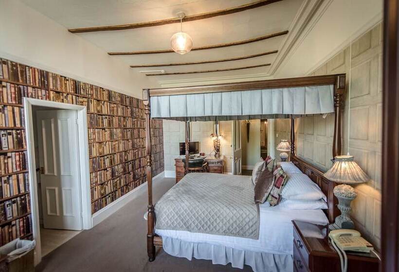 行政房间, Rosehill House