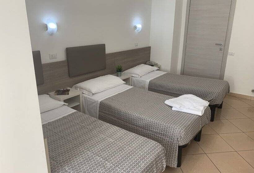 اتاق استاندارد سه نفره, Siro