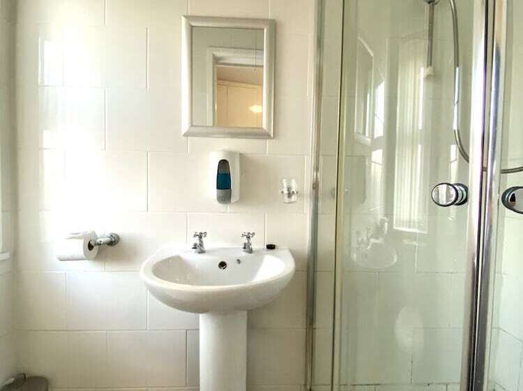 اتاق استاندارد, The Stalbridge Guest House