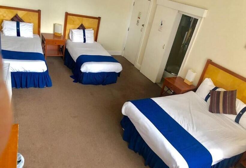 اتاق استاندارد چهار تخته, The Stalbridge Guest House