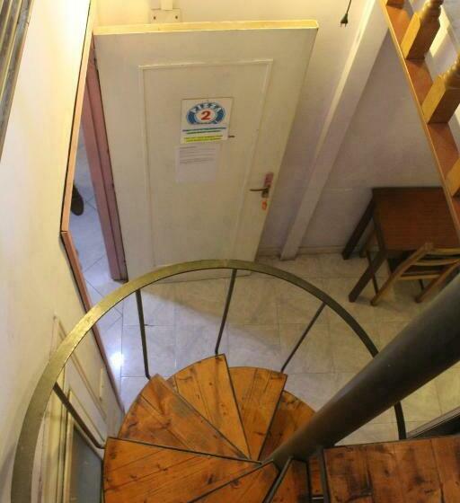 Camera Standard, Naples Pizza Hostel