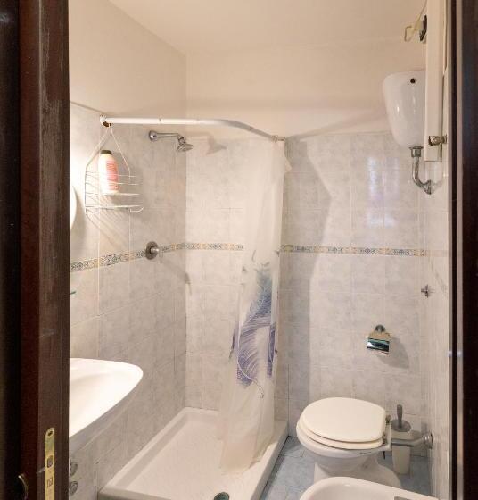 Camera Tripla Standard, Naples Pizza Hostel