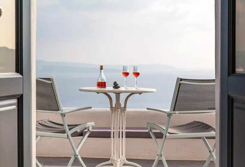 سوئیت خانواده 2 خوابه, Nostos Apartments