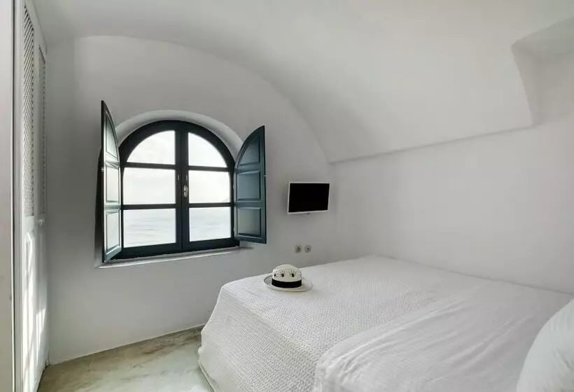 سوئیت خانواده 2 خوابه, Nostos Apartments