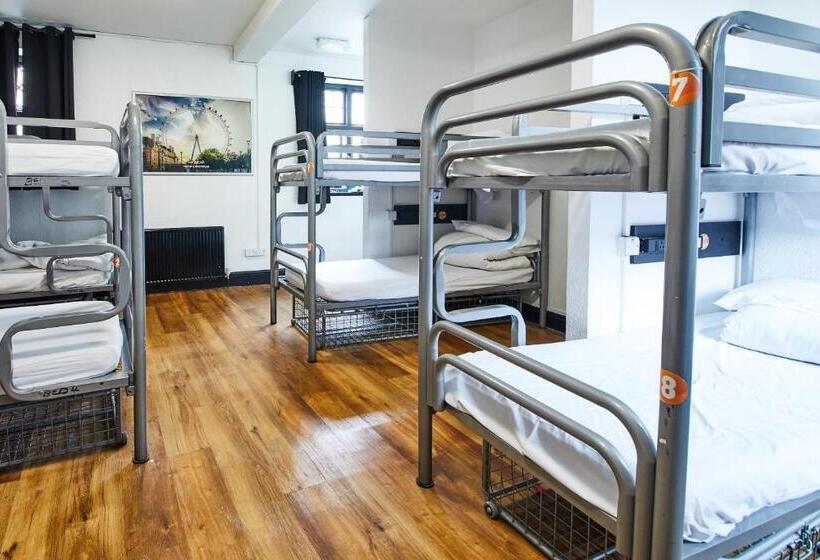 공용 욕실 구비 공동 객실 내의 침대, St Christopher S Inn Camden