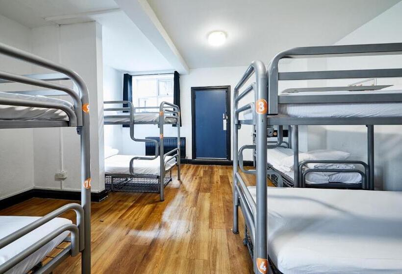 공용 욕실 구비 공동 객실 내의 침대, St Christopher S Inn Camden