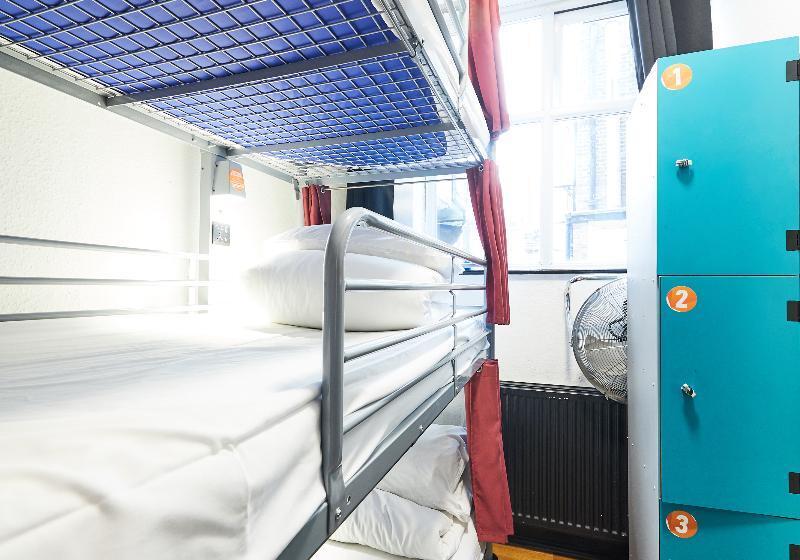 공용 욕실 구비 공동 객실 내의 침대, St Christopher S Inn Camden