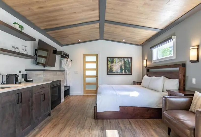 １ベッドルームハウス, Halcyon Hot Springs Resort