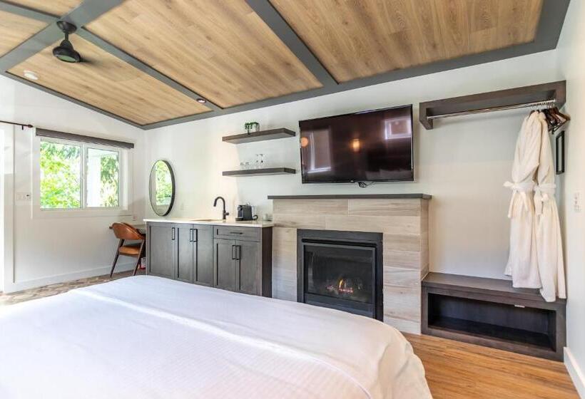 בית, חדר שינה 1, Halcyon Hot Springs Resort