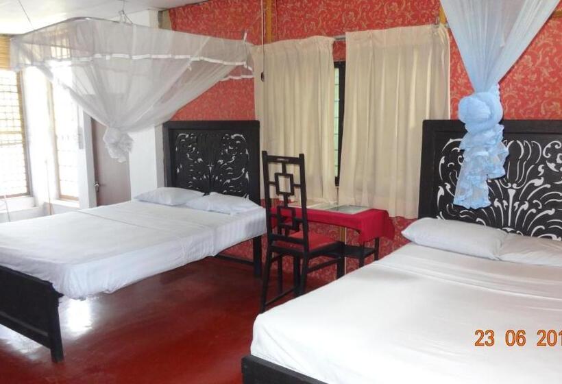 חדר סטנדרט לשלושה, S And K Safari Village Hotel   Wasgamuwa