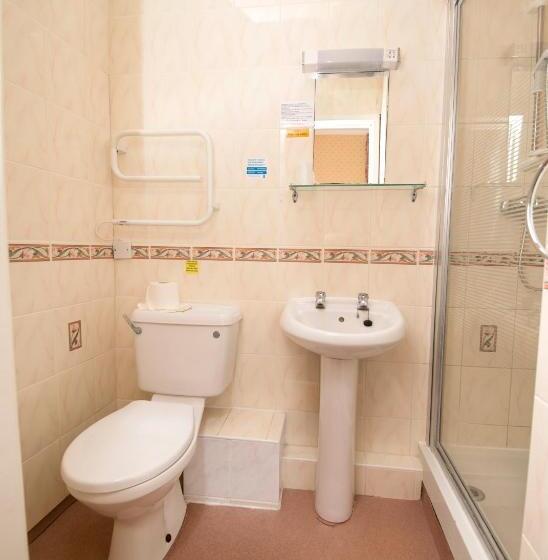 غرفة قياسية مطلّة علي البحر, Anchor Head