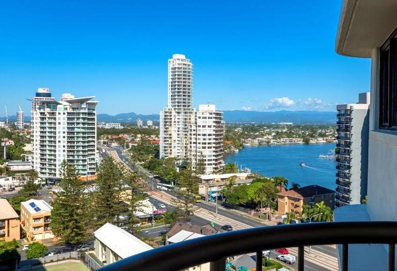 آپارتمان 2 خوابه, Aristocrat Apartments