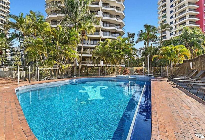 آپارتمان 1 خوابه با چشمانداز باغ, Aristocrat Apartments